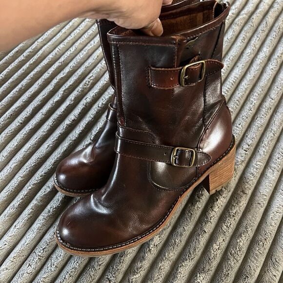 ROCKETDOG Leather Retro Style Ankle Boots With Buckles Brown Women US 9 M - Picture 2 of 16